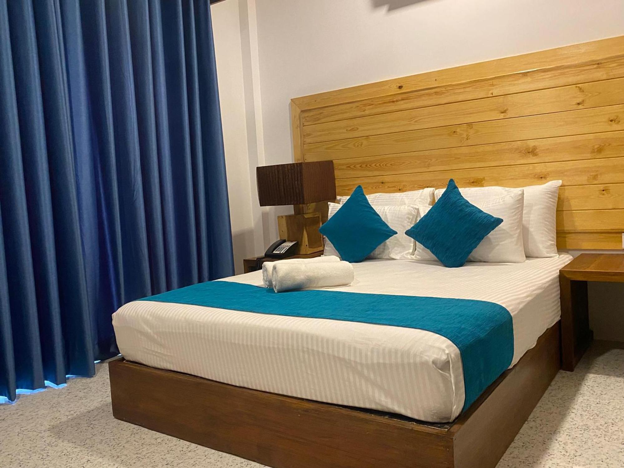 Trinco Beach Resort Trincomalee Exterior foto
