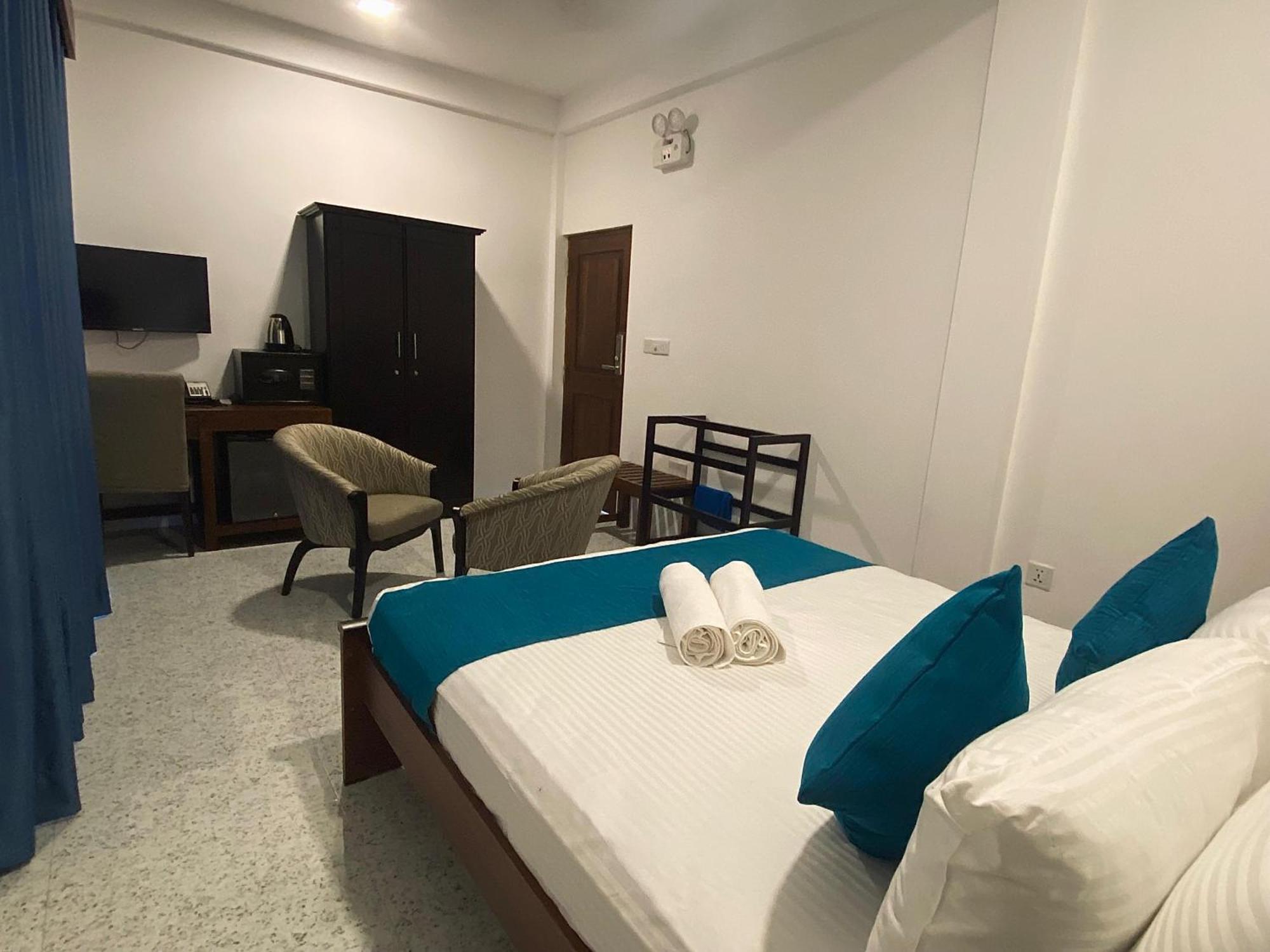Trinco Beach Resort Trincomalee Exterior foto