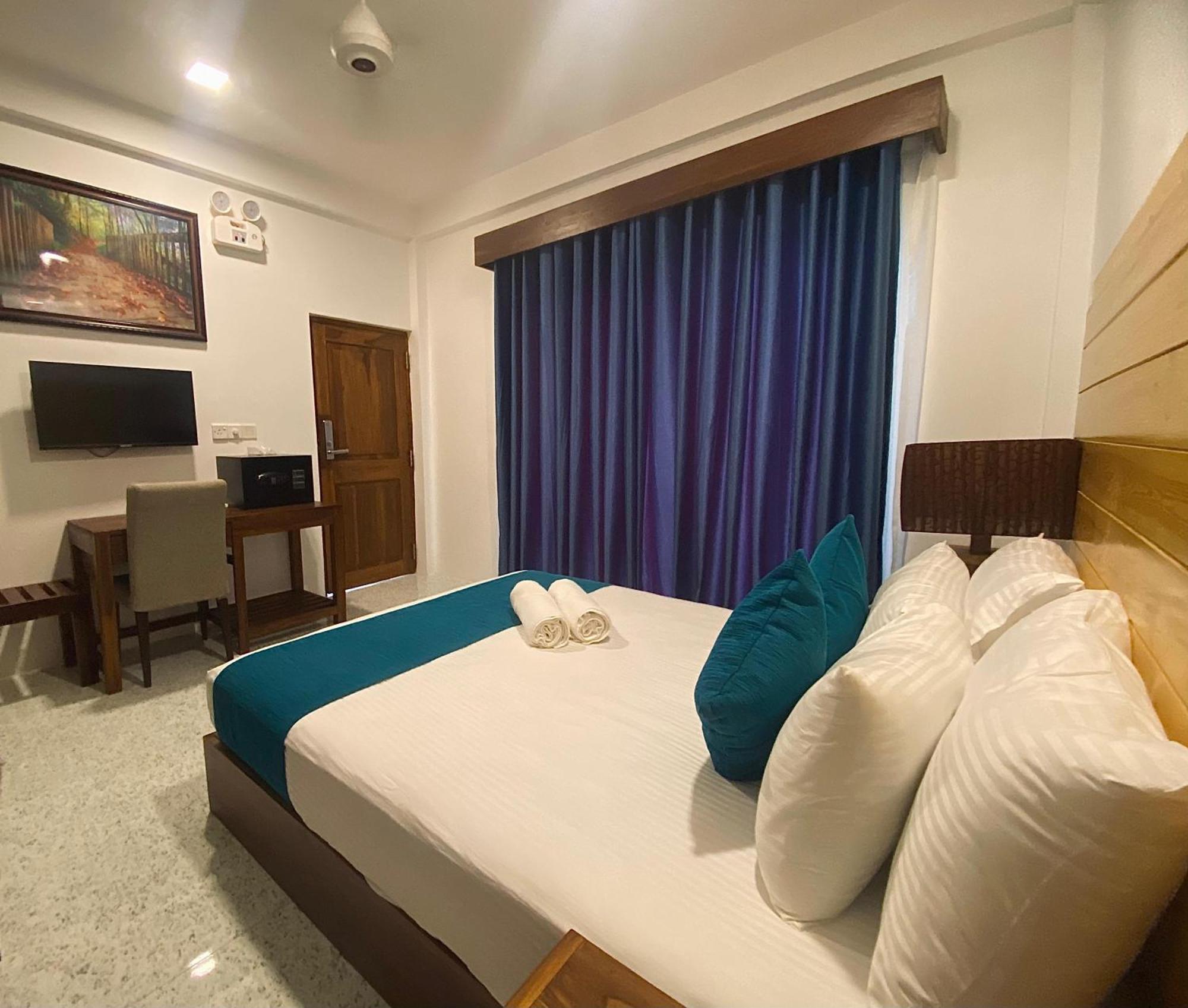 Trinco Beach Resort Trincomalee Exterior foto