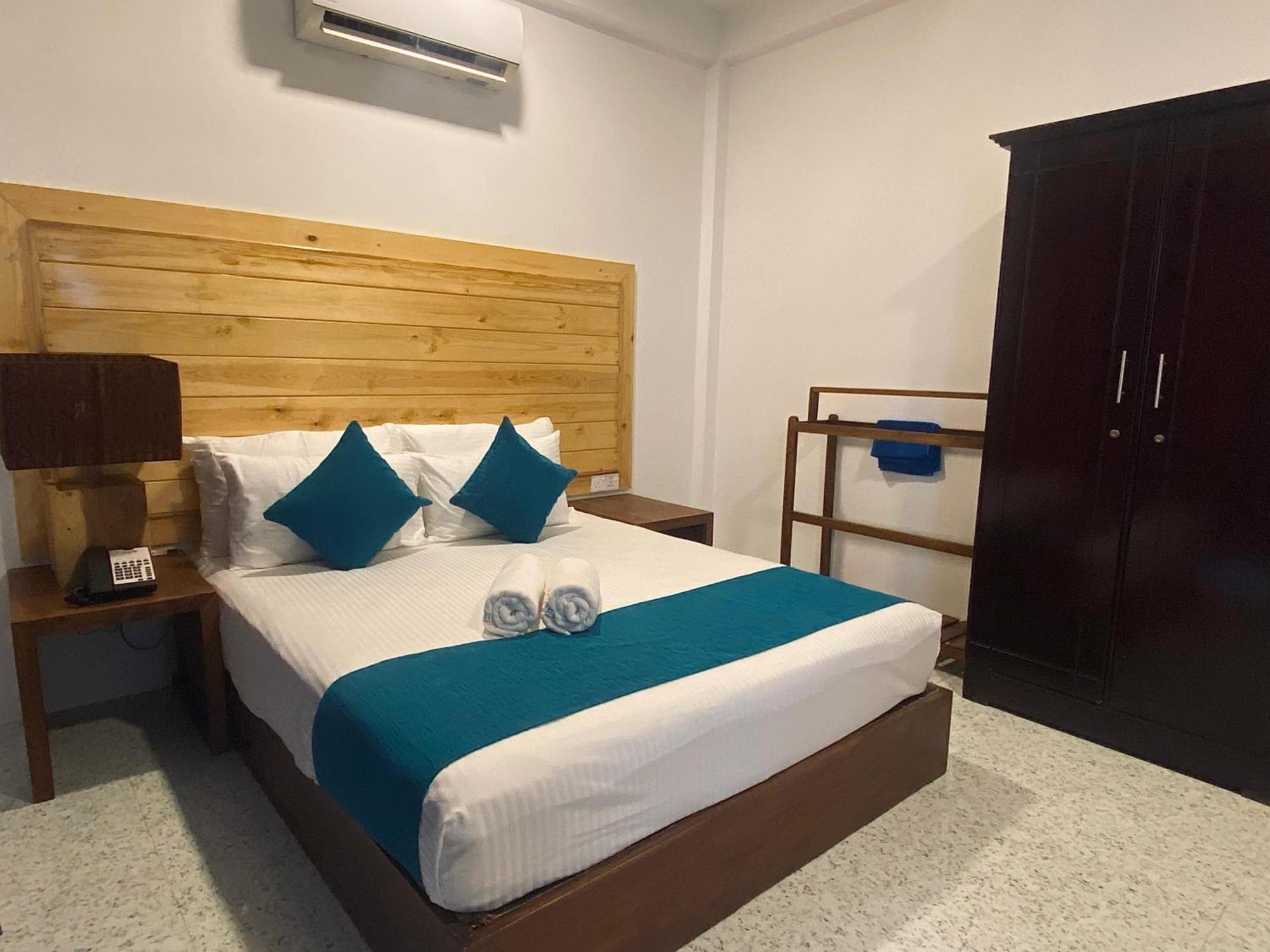Trinco Beach Resort Trincomalee Exterior foto